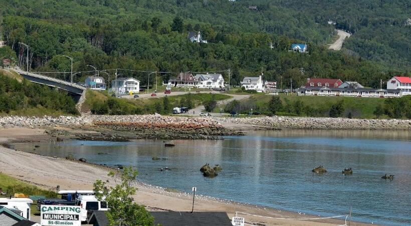 Номер Стандарт Вид на Реку, Motel Et Chalets Bo Fleuve Evangeline
