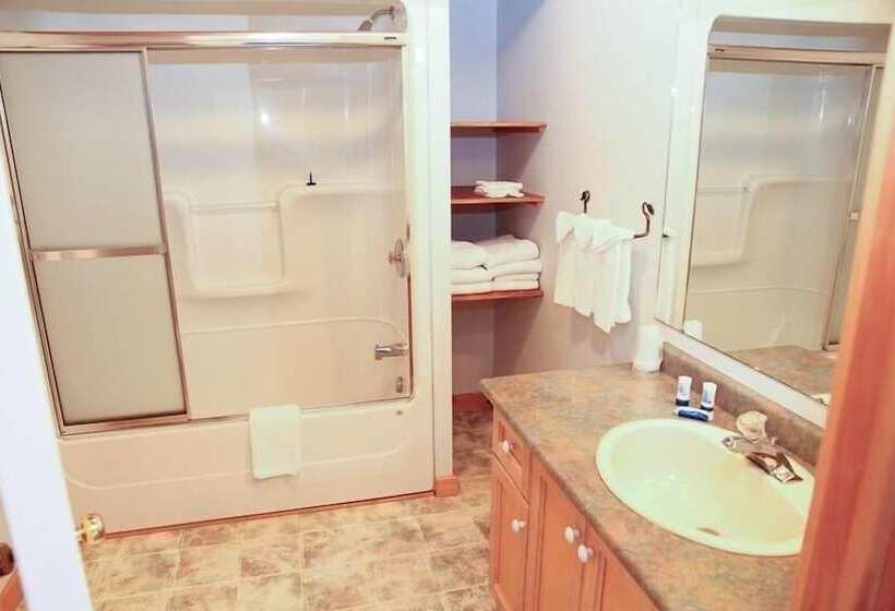 منزل 3 غرف نوم, Patterson Kaye Resort On Lake Muskoka