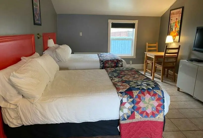 ２ダブルベッドのスタンダードルーム, Seawinds Motel & Cottages