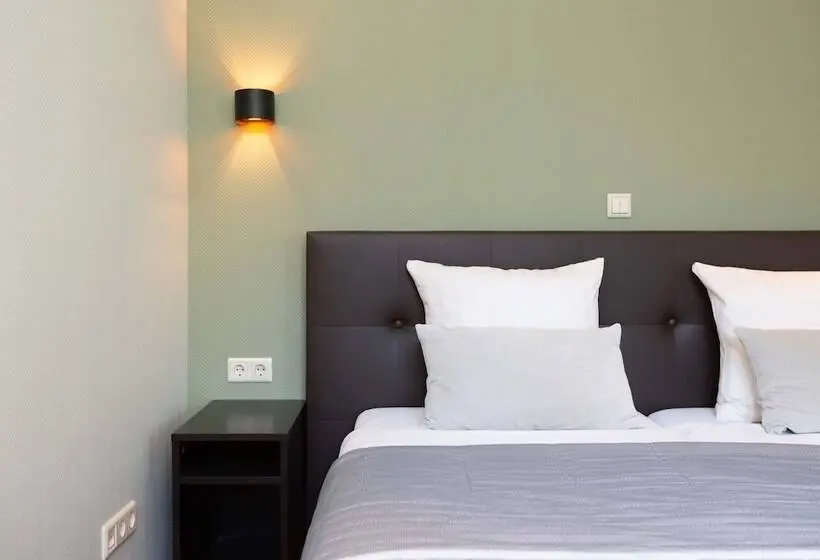 Perhehuone, Strandhotel Scheveningen