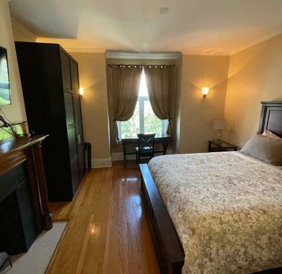 חדר סטנדרט, The Century House Bed And Breakfast Ottawa