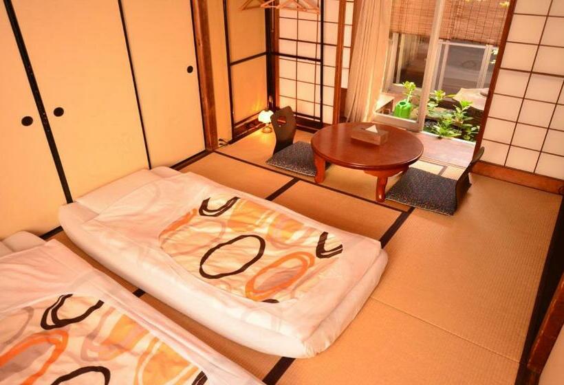 חדר סטנדרט, Colours