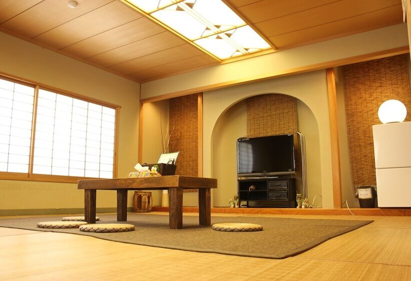 Номер Superior, Okinawa Minshuku Kariyushi