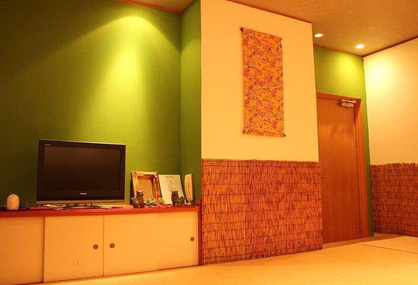 标准间, Okinawa Minshuku Kariyushi