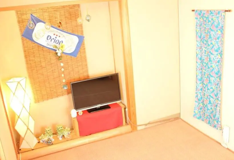 Economy-huone, Okinawa Minshuku Kariyushi