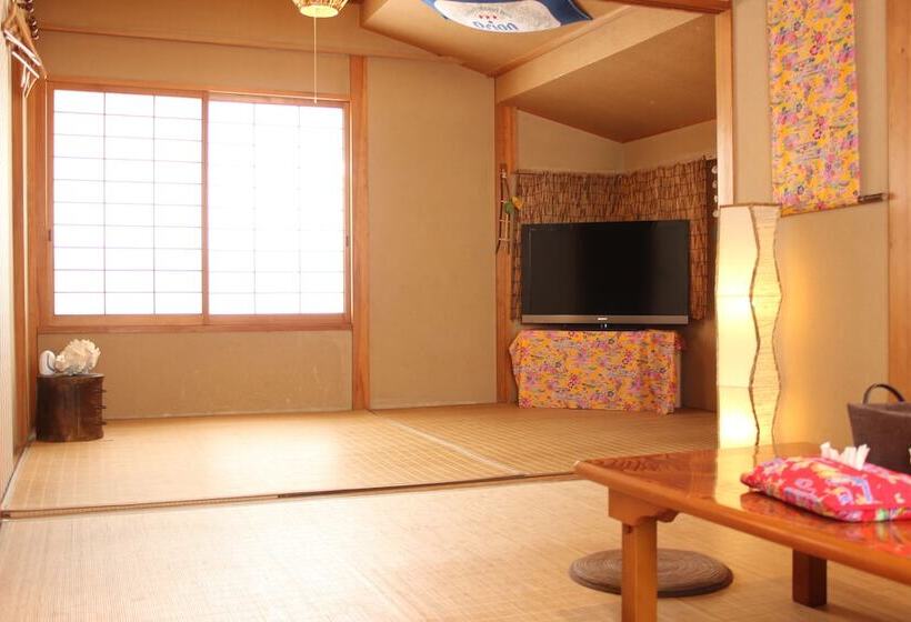 家庭间, Okinawa Minshuku Kariyushi