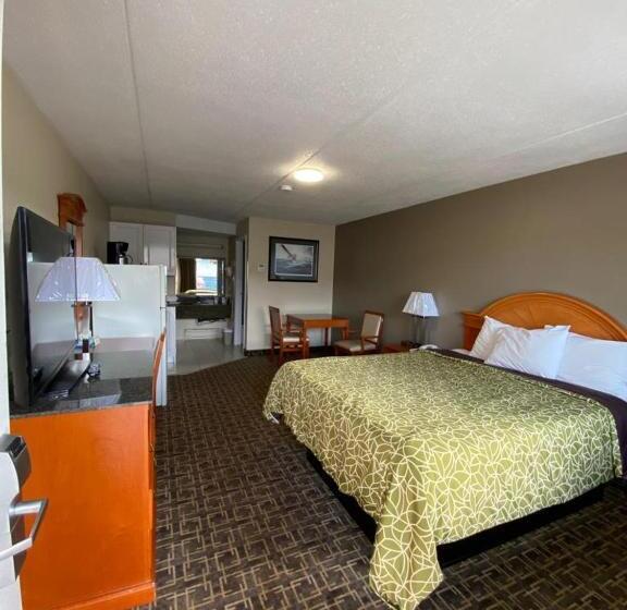 Номер Deluxe, Angus Inn Motel