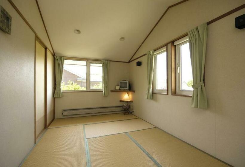 スタンダード4人部屋, Pension Field