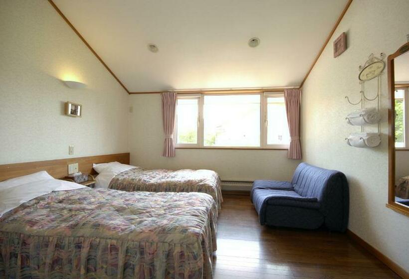 スタンダードルーム, Pension Field