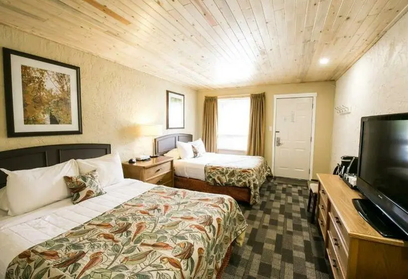 クイーンサイズベッドのスタンダードルーム, Crystal Springs Lodge