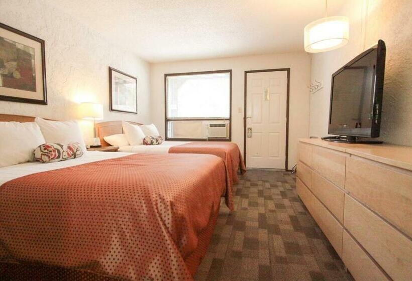 استودیوی استاندارد با تخت دو نفره بزرگ, Crystal Springs Lodge