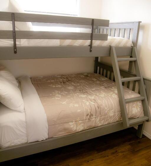 Quarto Familiar Deluxe, Crystal Springs Lodge