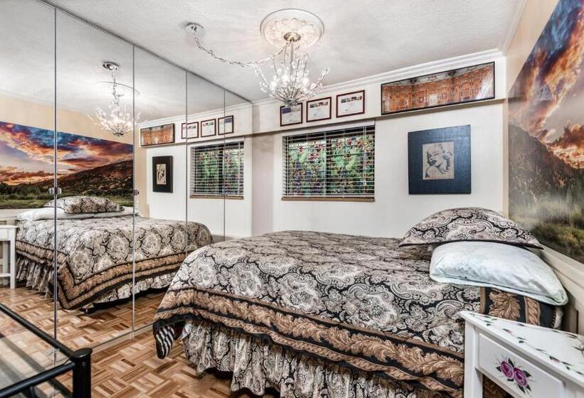 带1个卧室带花园景观的公寓, Diana S Luxury Bed And Breakfast