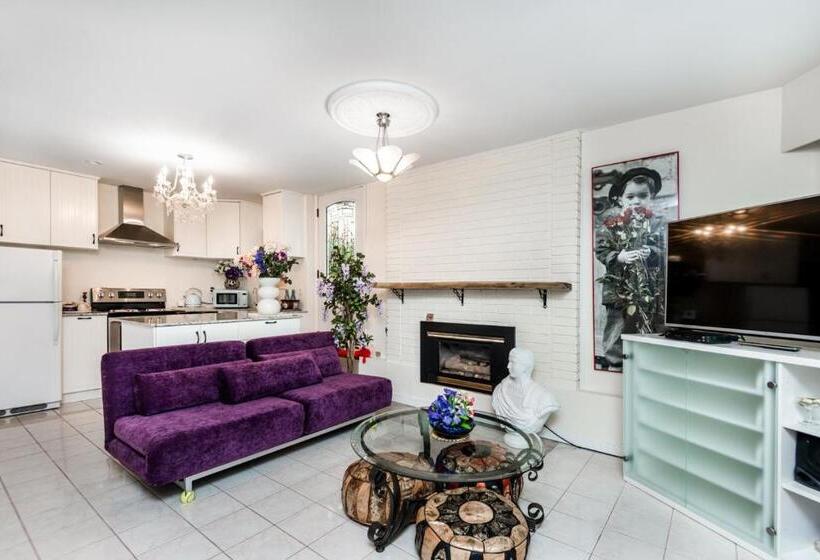 带1个卧室带花园景观的公寓, Diana S Luxury Bed And Breakfast