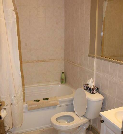 جناح ديلوكس, Dominion