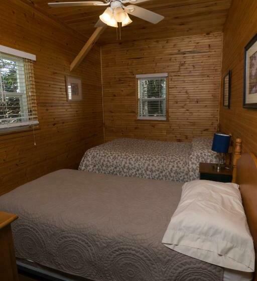 2 Bedroom Superior Room, North Rustico Motel & Cottages