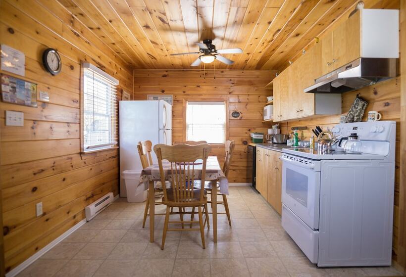 خانه 2 خوابه, North Rustico Motel & Cottages