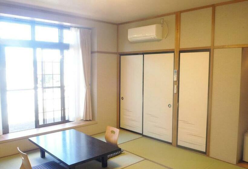 Camera Standard Bagno Condiviso, Oyado Hachibei