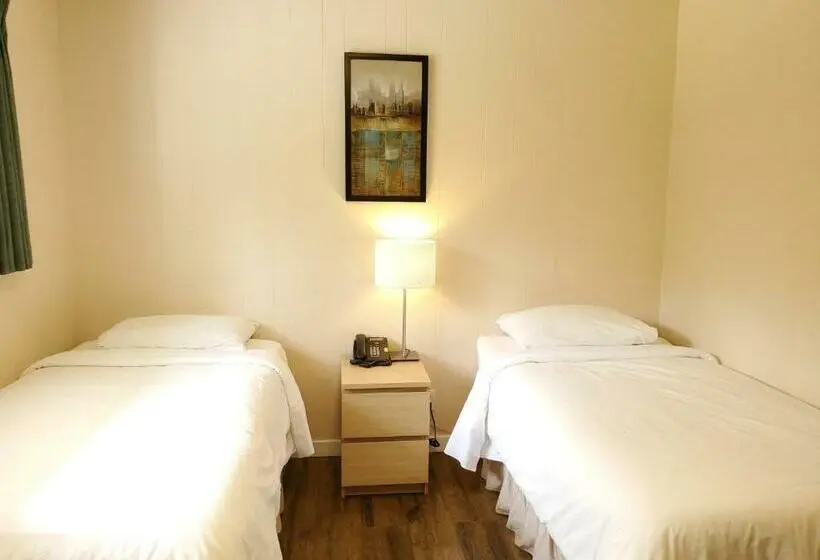 スイート（家族用）, The Hitching Post Motel