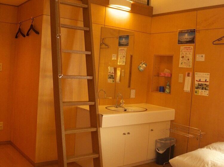 标准四人间共用浴室, Kussharo Genya Youth Guesthouse