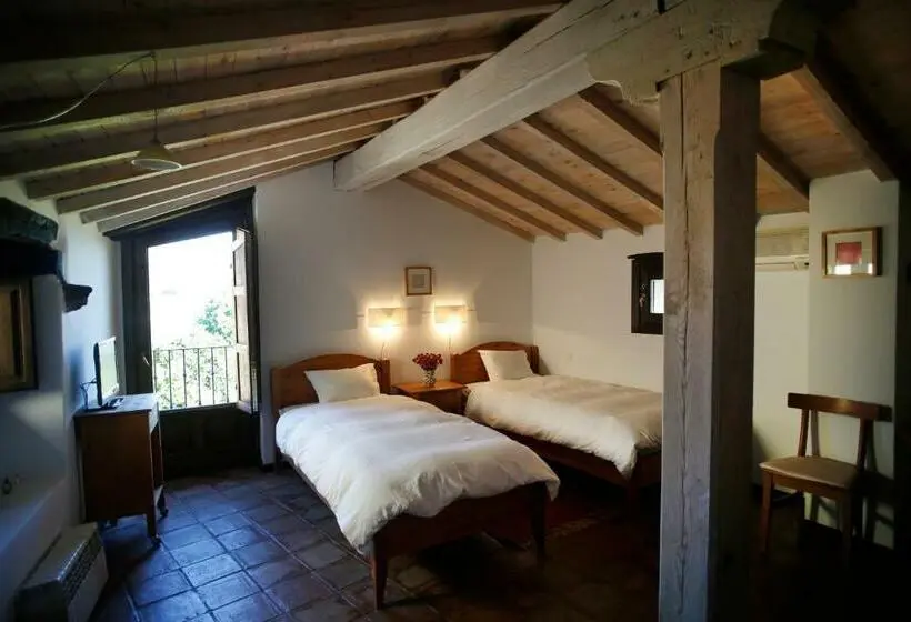 スタンダードトリプルルーム, Casa Rural Hosteria Cantarranas