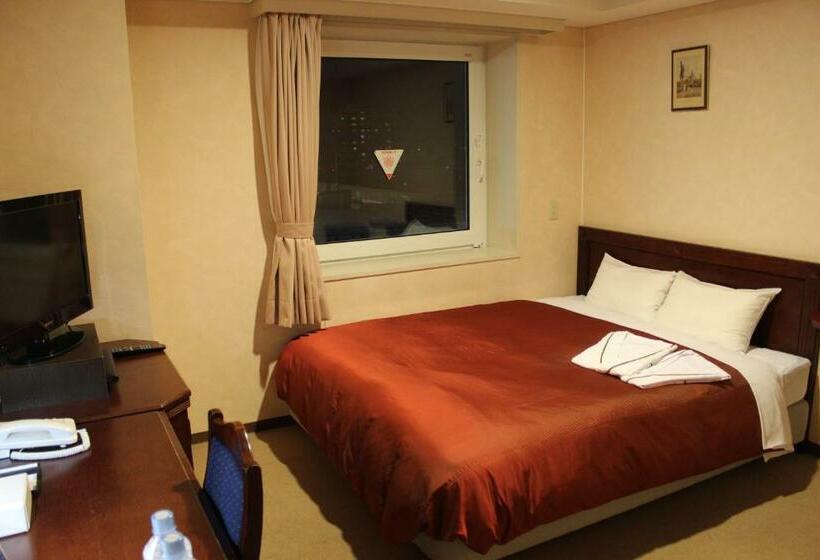 Quarto Estandar, Chitose Station