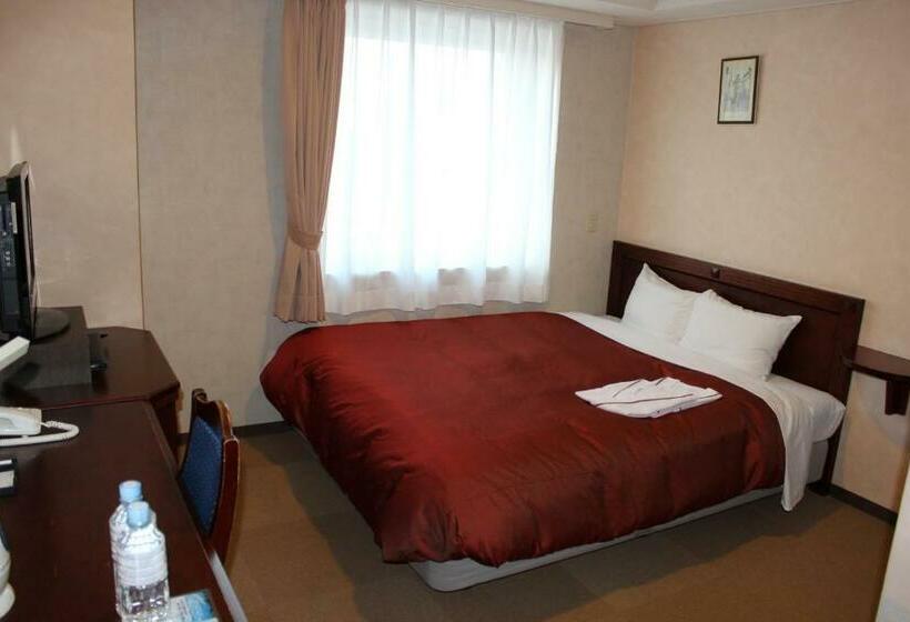 Quarto Estandar, Chitose Station