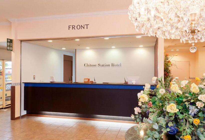 Quarto Familiar, Chitose Station