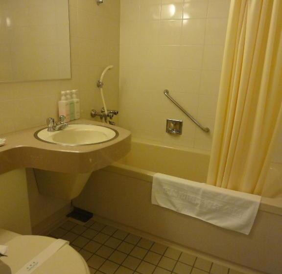 غرفة قياسية رباعية, Hiroshima International Youth House Jms Aster Plaza