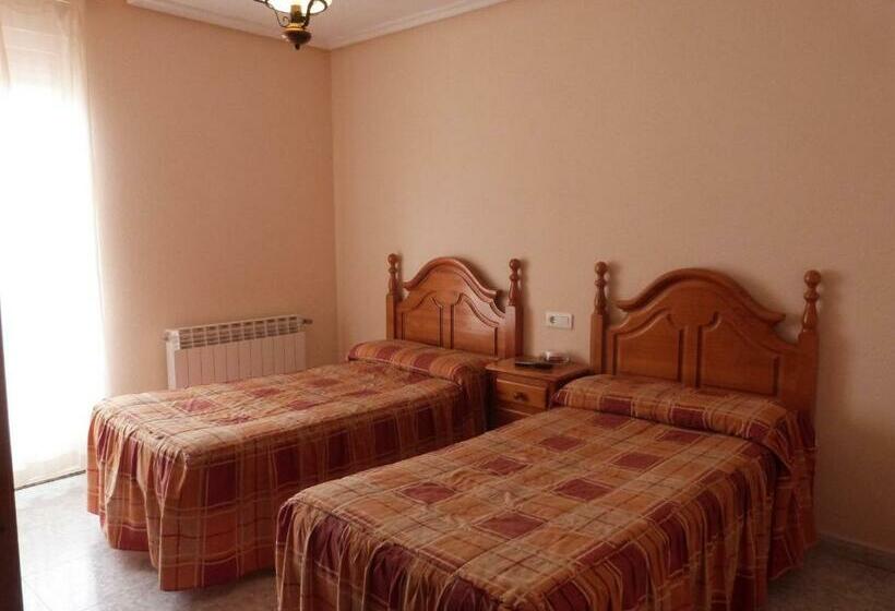 Номер Стандарт, Hostal Sali