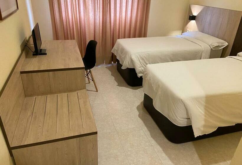 اتاق استاندارد یک نفره, La Parada