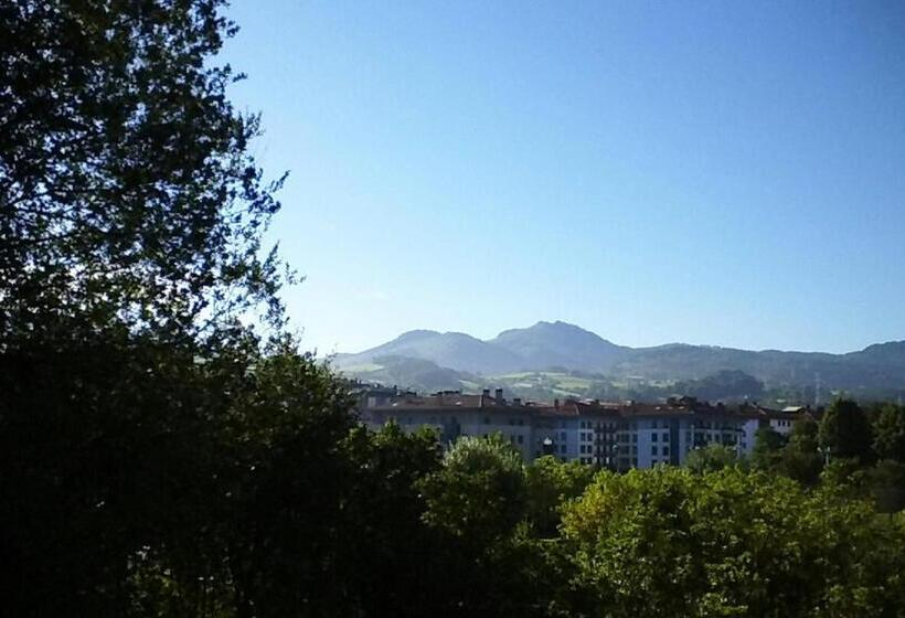 اتاق اکونومی, Ler  Argi