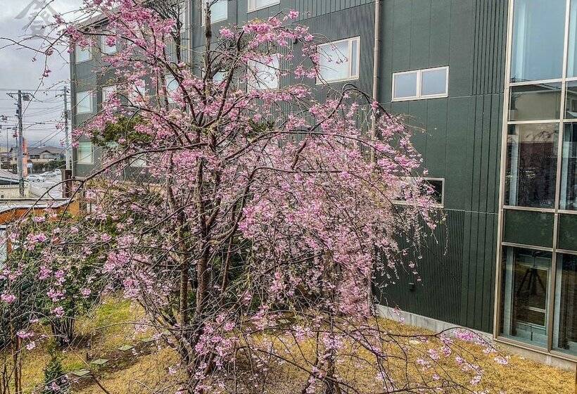 스탠다드 싱글 룸, Noborisaka