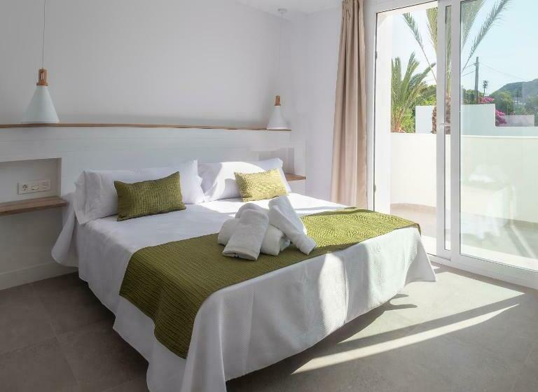 テラス付きスタンダードルーム, Senderos