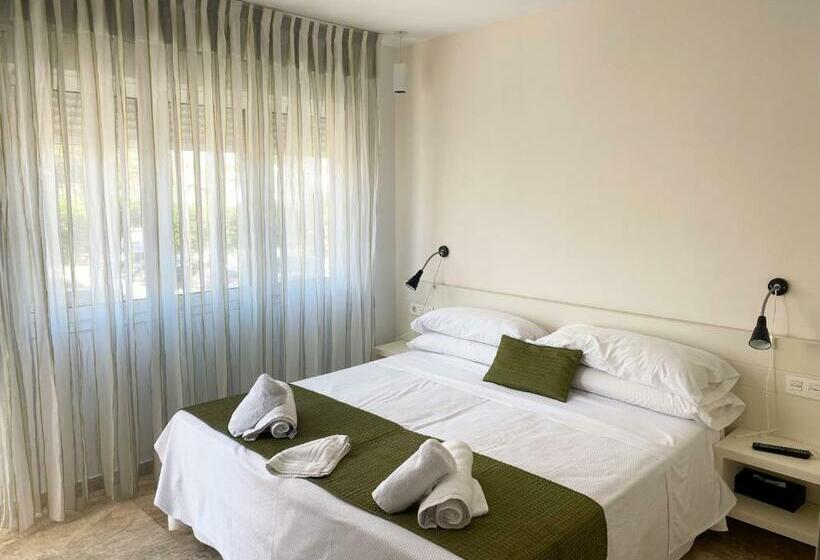 テラス付きスタンダードルーム, Senderos