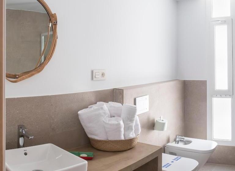 テラス付スーペリアルーム, Senderos