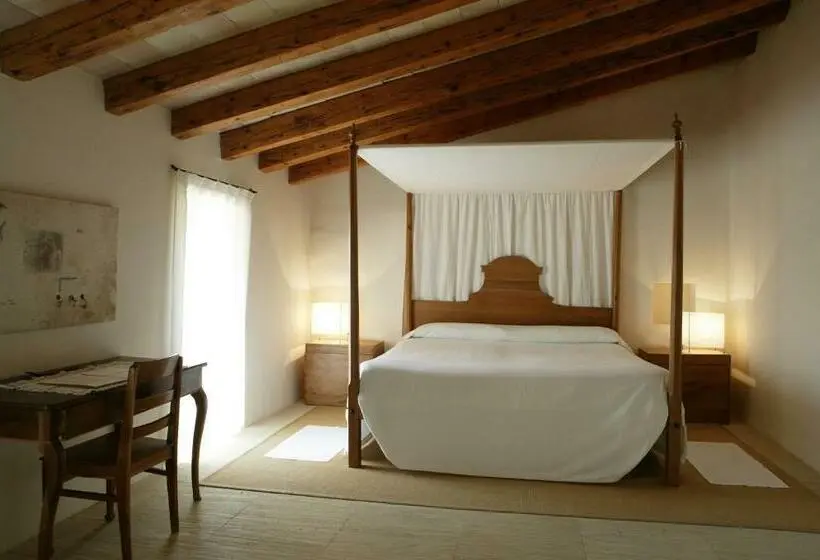 Juniorsvit, Son Gener Hotel Spa