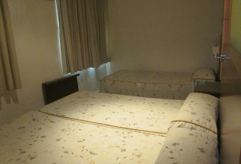 غرفة قياسية ثلاثية, Totana Sur