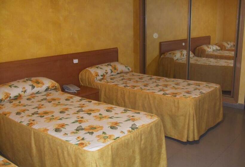 スタンダードトリプルルーム, Vadorrey