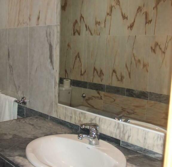 غرفة قياسية ثلاثية, Vadorrey