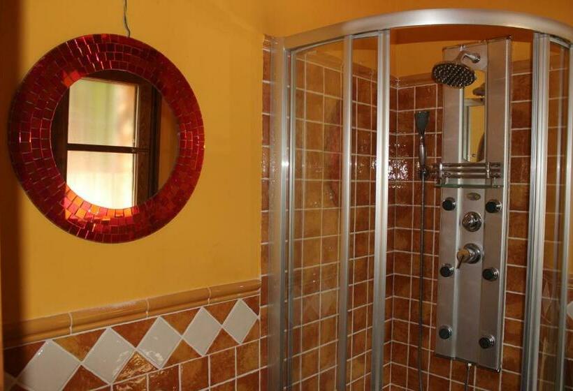 침실 4개 주택, Complejo Rural La Coronilla