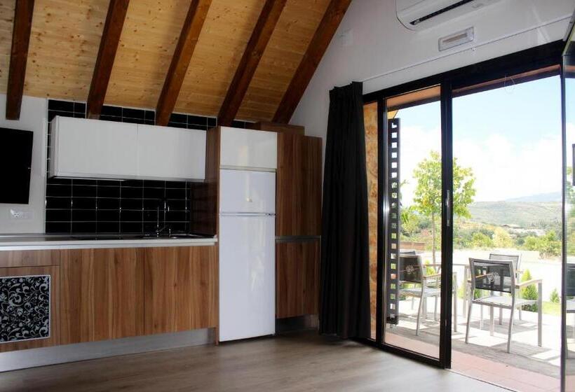 주니어 스위트, Complejo Rural La Coronilla