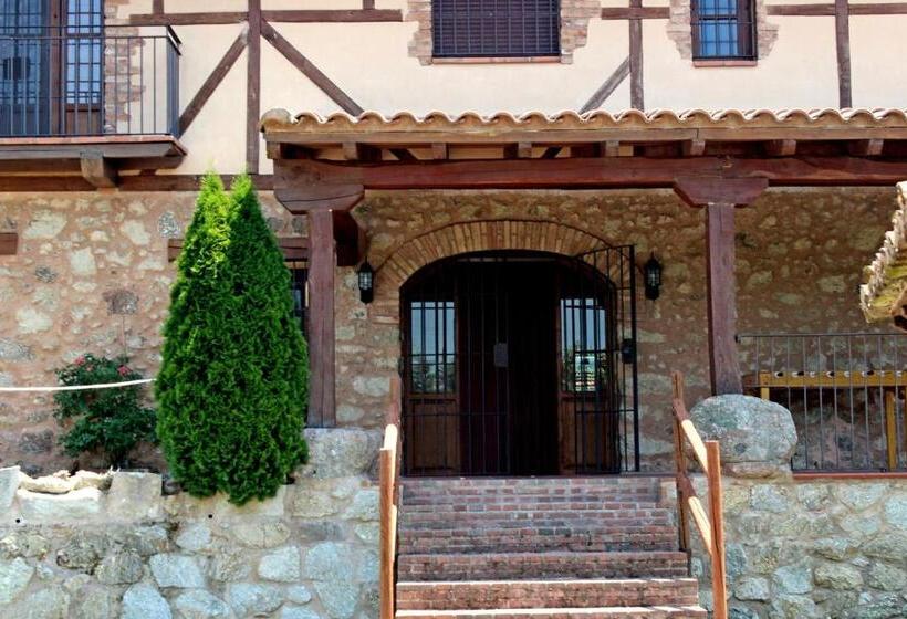 침실 4개 주택, Complejo Rural La Coronilla