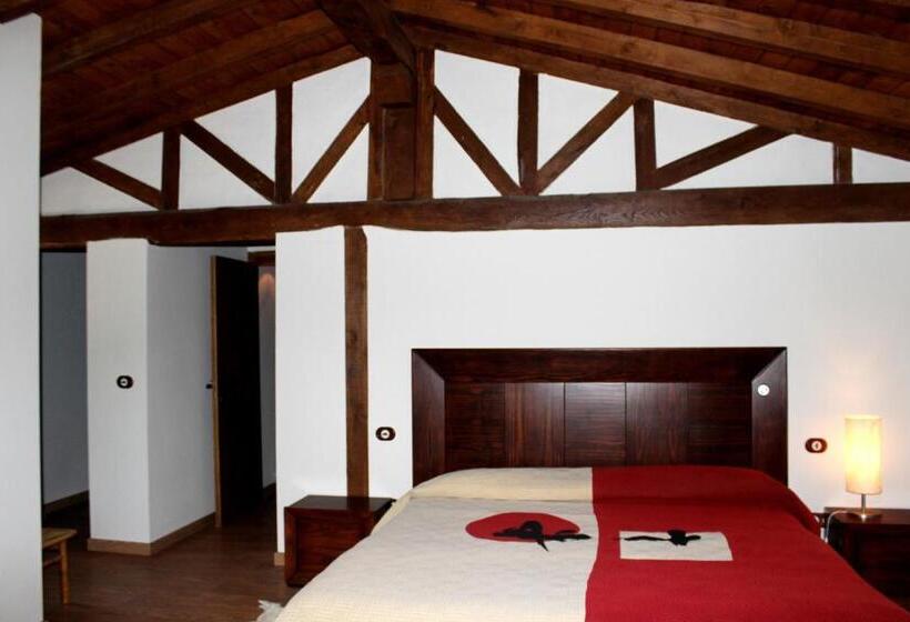 침실 4개 주택, Complejo Rural La Coronilla