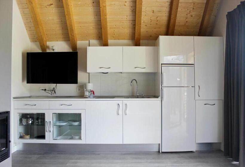 Полулюкс, Complejo Rural La Coronilla