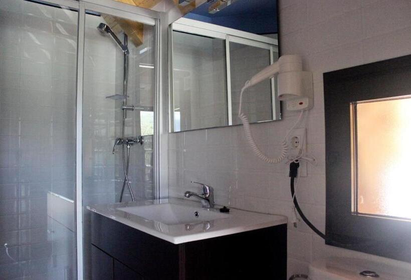 주니어 스위트, Complejo Rural La Coronilla