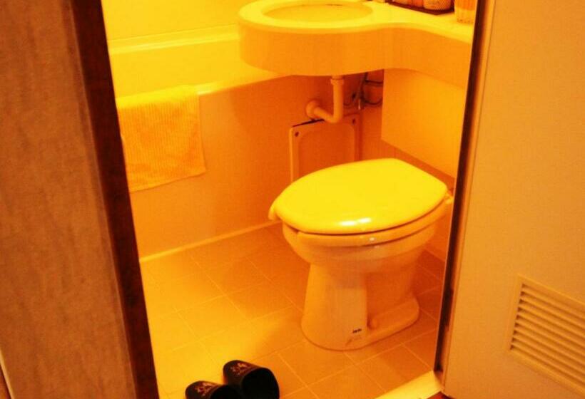 스탠다드 룸, Hatoguruma Kawabata