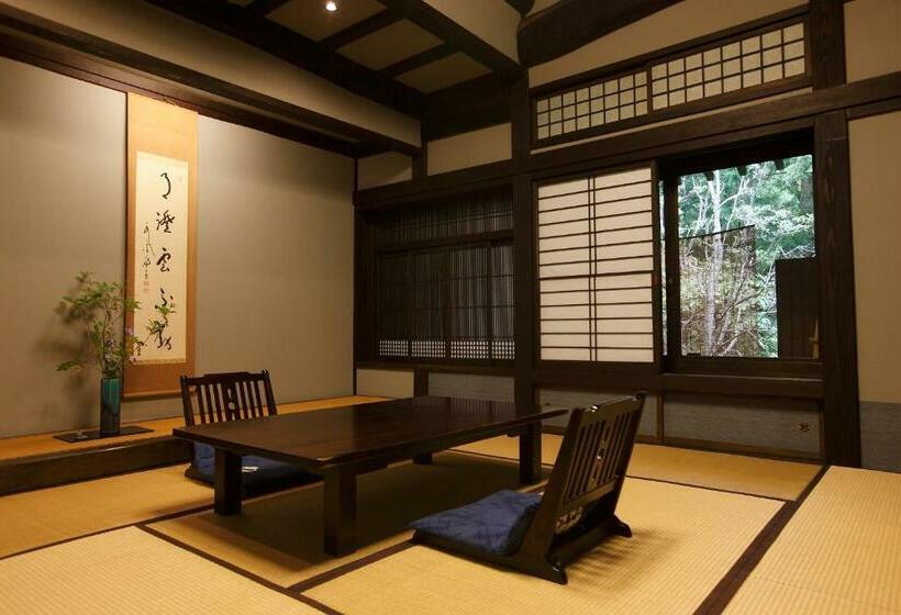 חדר סטנדרט, Hazu Gassyo