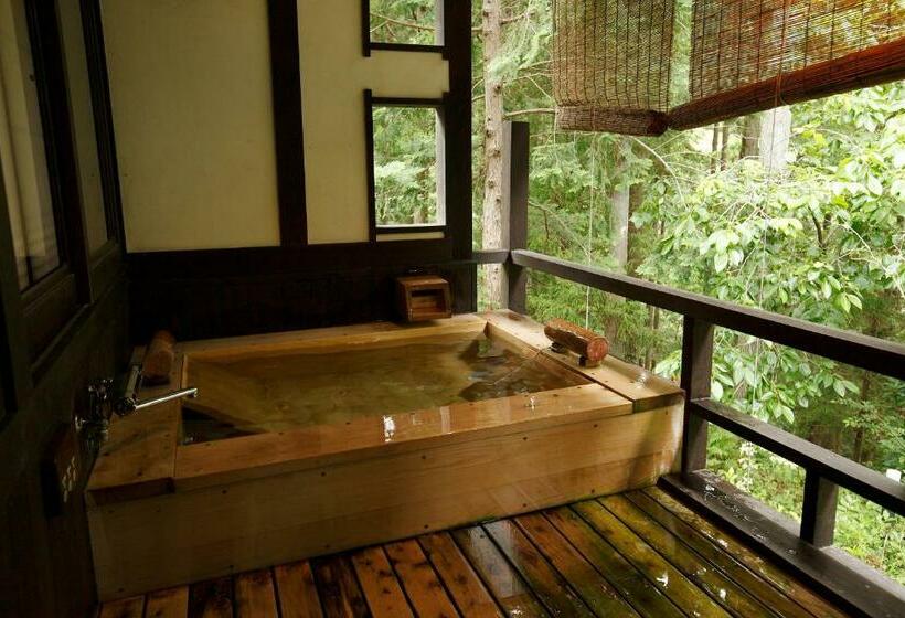 חדר סטנדרט, Hazu Gassyo