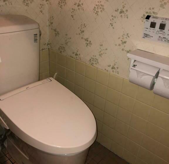 اتاق استاندارد با سرویس بهداشتی مشترک, Ichifujiso